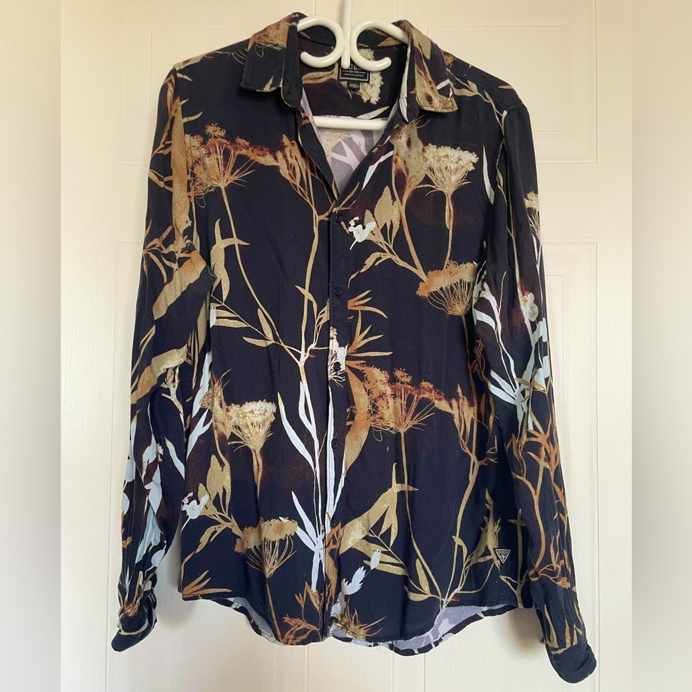 Guess Button-Up | Women | Slim Fit | Medium